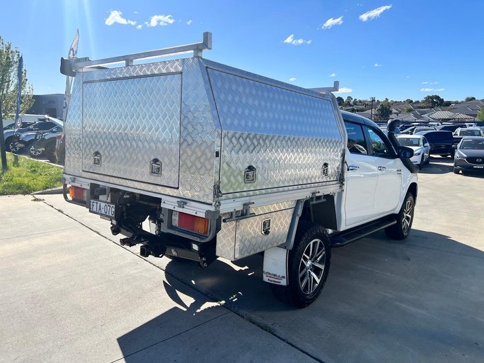 2016 Toyota Hilux SR5