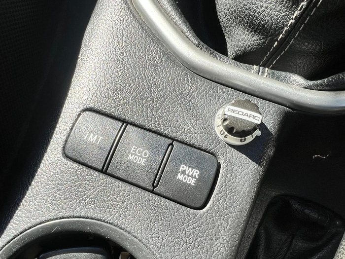 2016 Toyota Hilux SR5