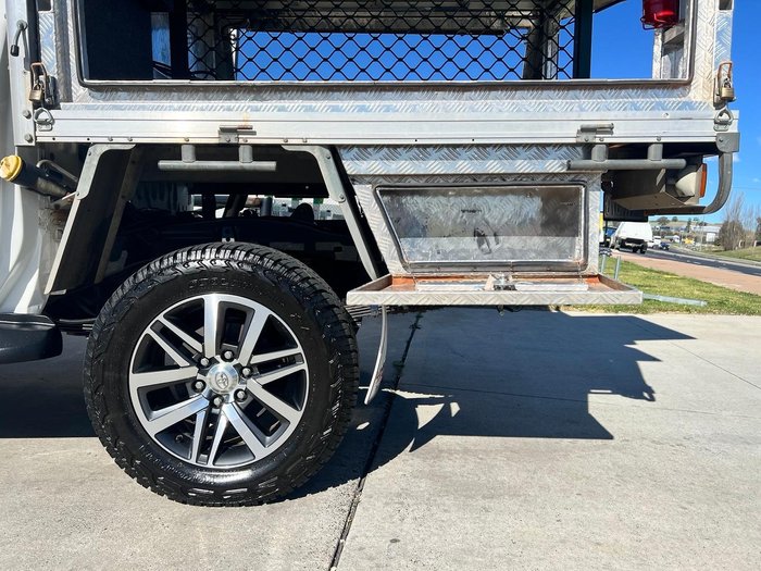 2016 Toyota Hilux SR5