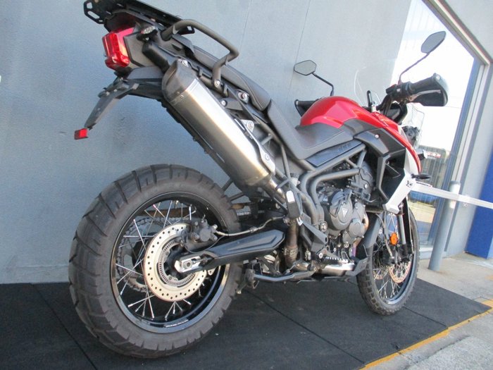 2019 Triumph TIGER 800 XCA RED