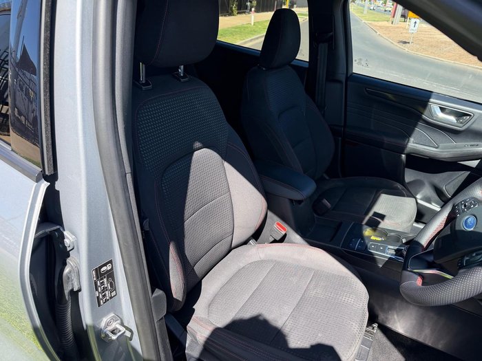 2022 Ford Escape ST-Line