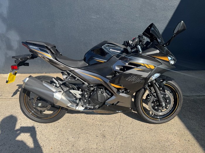 2022 Kawasaki NINJA 400 BLACK