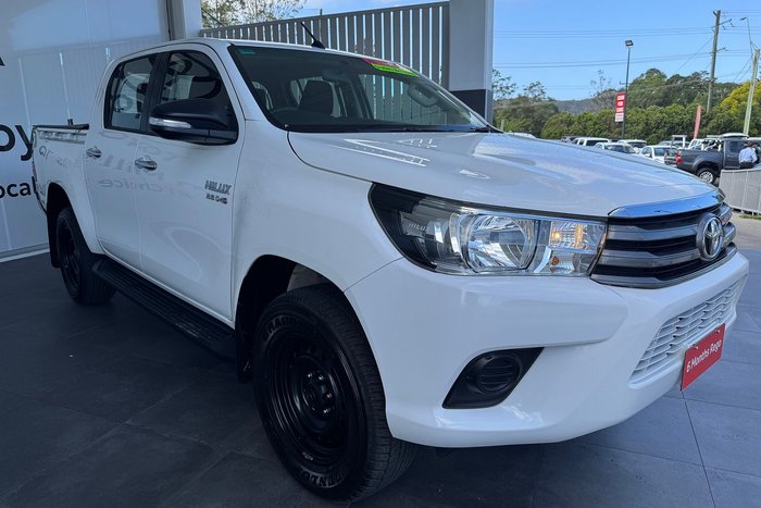 2016 Toyota Hilux SR