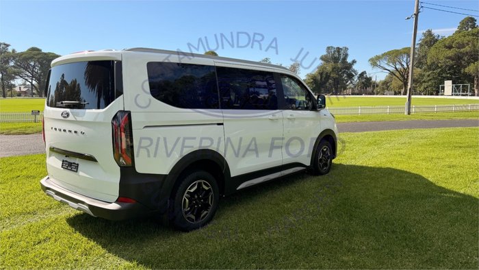 2025 Ford Tourneo Active