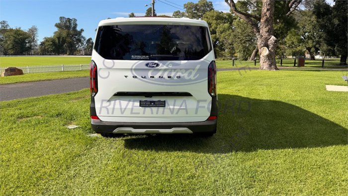 2025 Ford Tourneo Active