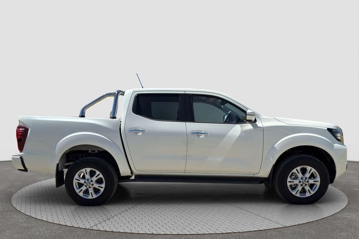 2024 Nissan Navara ST