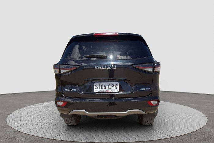 2022 Isuzu MU-X LS-T