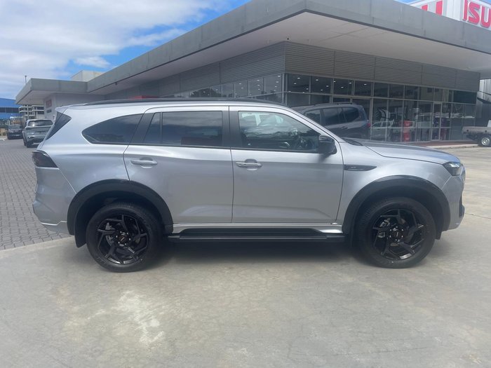 2025 Isuzu MU-X X-TERRAIN