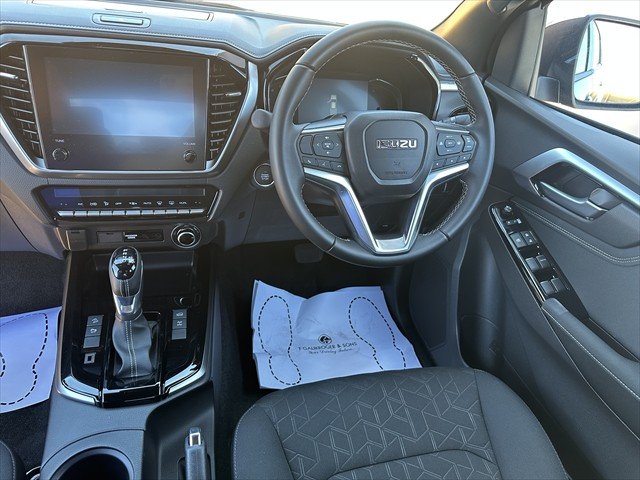 2025 ISUZU D-MAX LSU D-MAX MY24 4x4 CREW UTE LSU 3.0L AT Obsidian Grey Mica