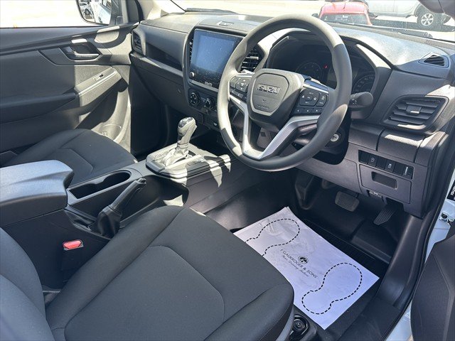 2025 ISUZU D-MAX SX