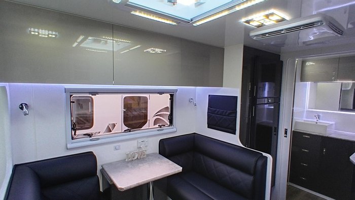2022 Red Centre Oasis 20 Type B
