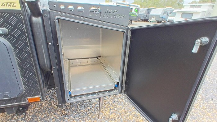 2024 Red Centre Oasis 20 Type B (was $168,990, now $129,990)