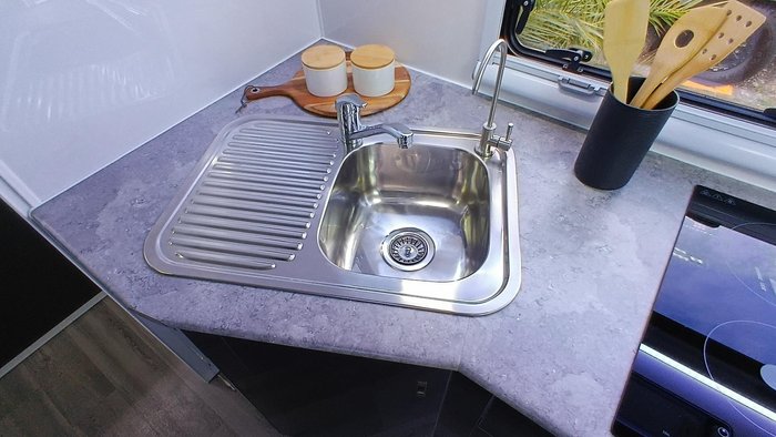 2024 Red Centre Oasis 20 Type B (was $168,990, now $129,990)