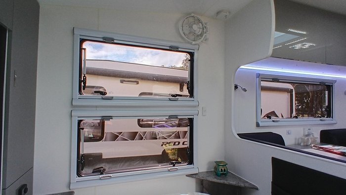 2024 Red Centre Oasis 20 Type B (was $168,990, now $139,990)