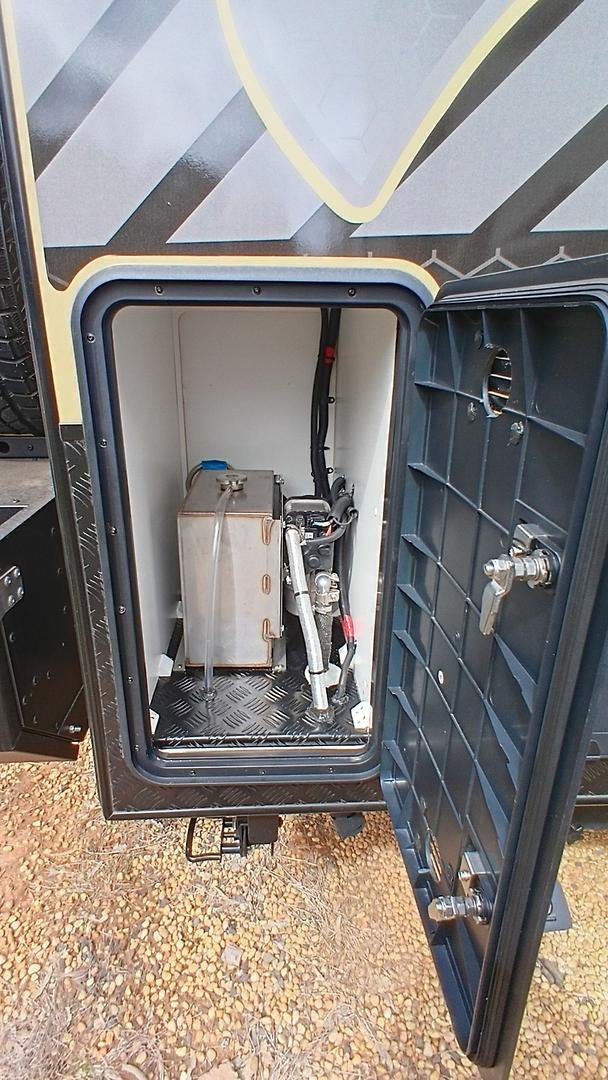 2024 Red Centre Oasis 20 Type B (was $168,990, now $129,990)