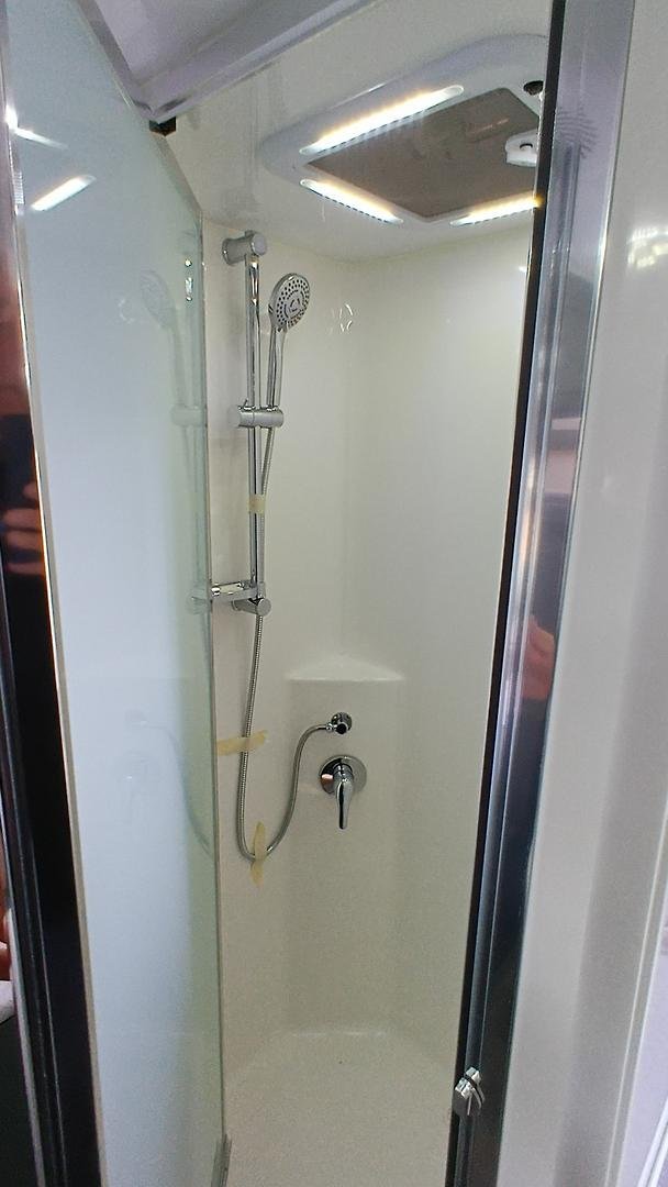 2024 Red Centre Oasis 20 Type B (was $168,990, now $129,990)