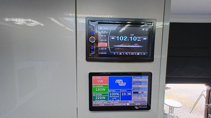 2024 Red Centre Oasis 20 Type B (was $168,990, now $129,990)