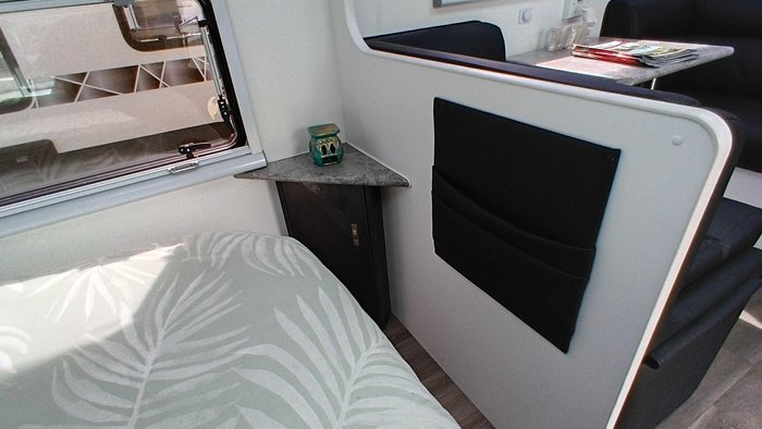 2024 Red Centre Oasis 20 Type B (was $168,990, now $139,990)