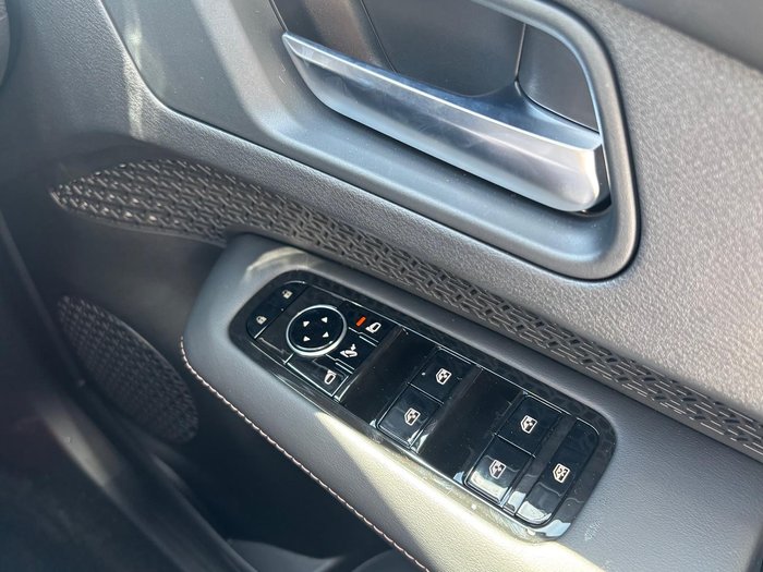 2025 Nissan Ariya Advance