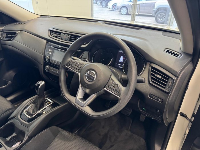 2017 Nissan X-TRAIL ST