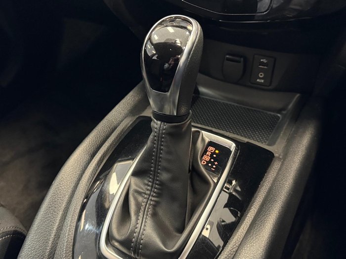 2017 Nissan X-TRAIL ST