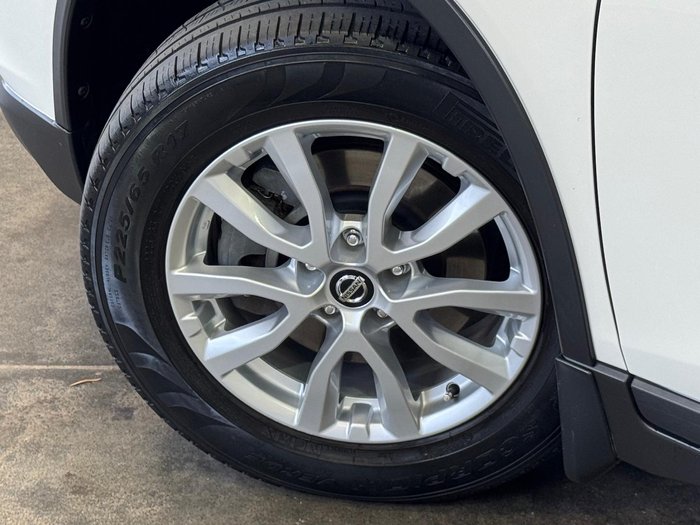 2017 Nissan X-TRAIL ST