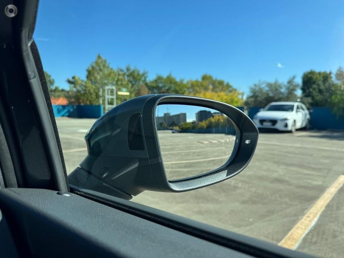 2025 Volkswagen Golf 110TSI Life