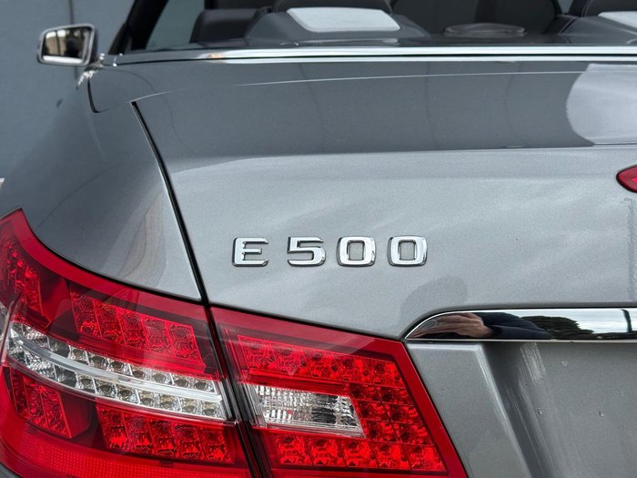 2011 Mercedes-Benz E-Class E500 Avantgarde A207 Palladium silver