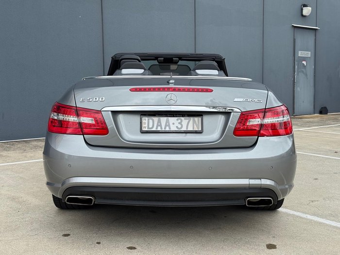 2011 Mercedes-Benz E-Class E500 Avantgarde A207 Palladium silver