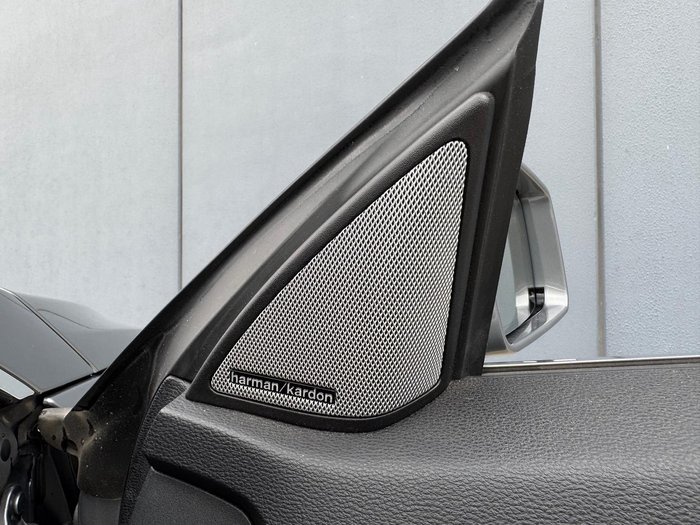 2011 Mercedes-Benz E-Class E500 Avantgarde A207 Palladium silver