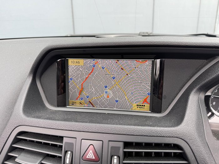 2011 Mercedes-Benz E-Class E500 Avantgarde A207 Palladium silver