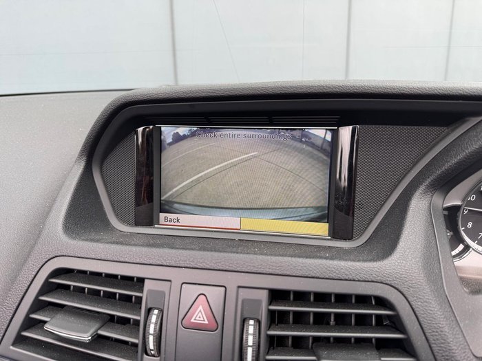 2011 Mercedes-Benz E-Class E500 Avantgarde A207 Palladium silver
