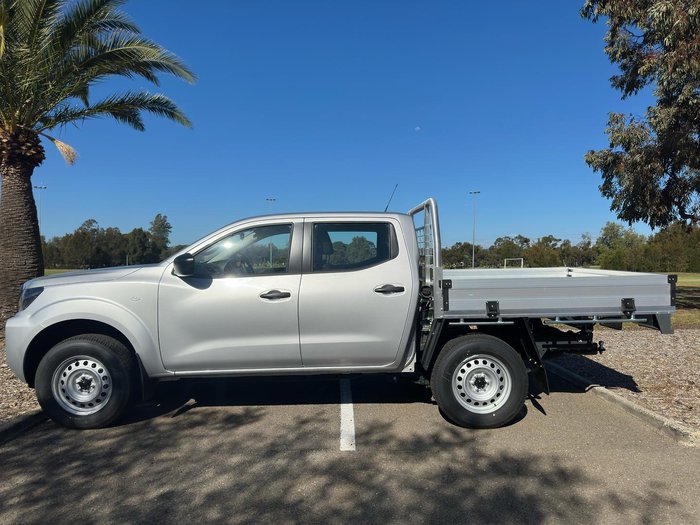 2024 Nissan Navara SL