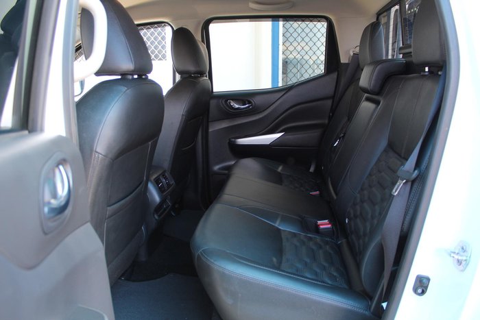 2023 Nissan Navara ST-X