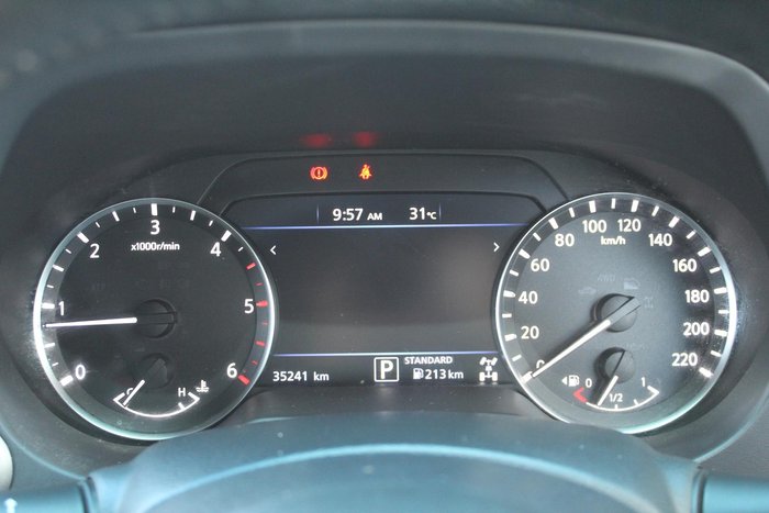 2023 Nissan Navara ST-X