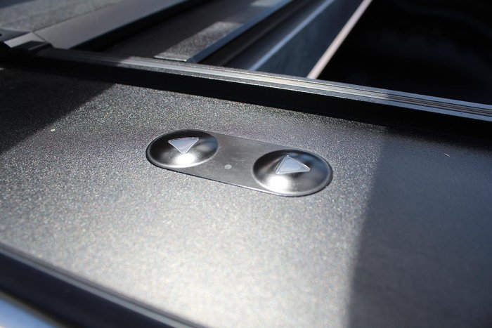 2023 Nissan Navara ST-X