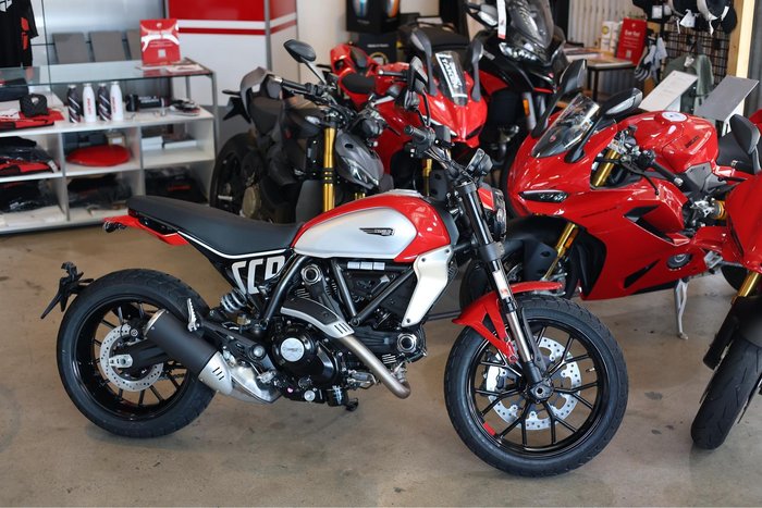 2025 Ducati Scrambler ICON Scrambler Red