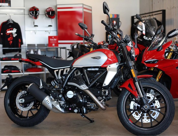 2025 Ducati Scrambler ICON Scrambler Red