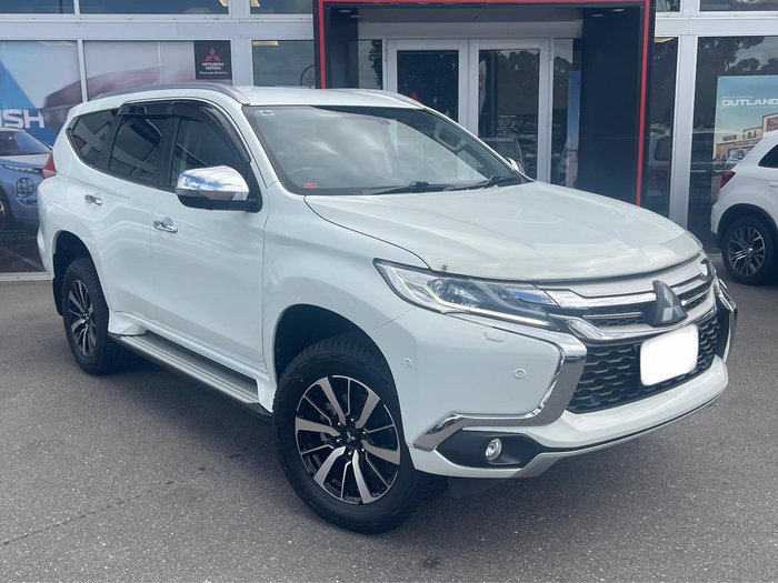 2017 Mitsubishi Pajero Sport Exceed