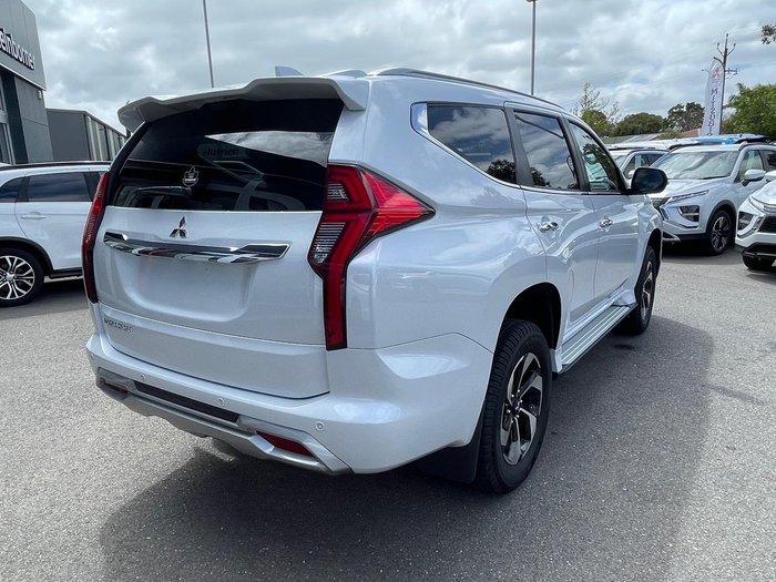 2024 Mitsubishi Pajero Sport Exceed