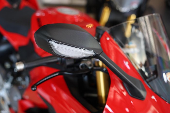 2025 Ducati Panigale V2 S Panigale Red