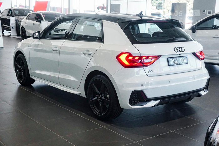 2025 Audi A1 35 TFSI S line edition