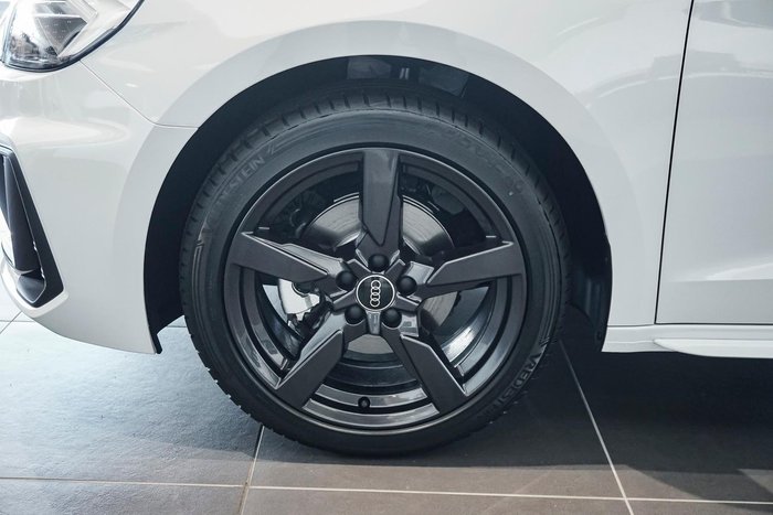 2025 Audi A1 35 TFSI S line edition