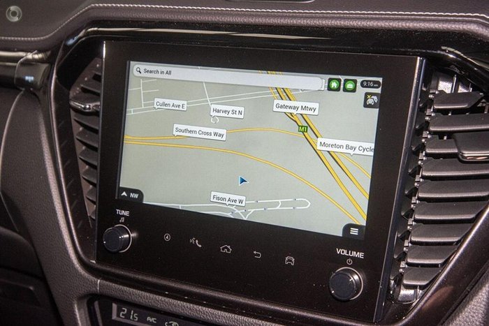 2024 Isuzu D-MAX BLADE