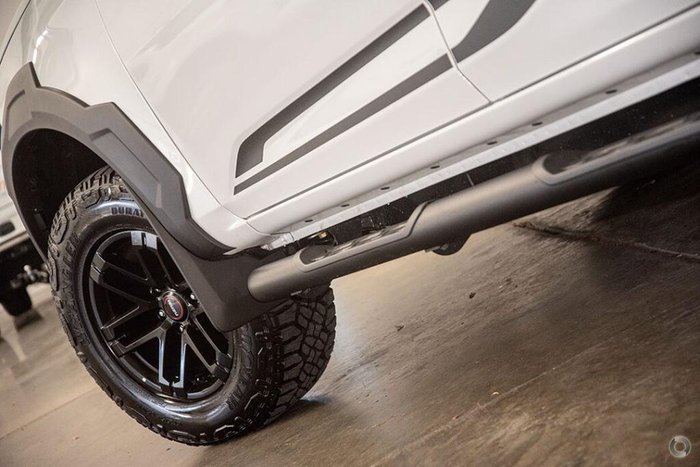 2024 Isuzu D-MAX BLADE