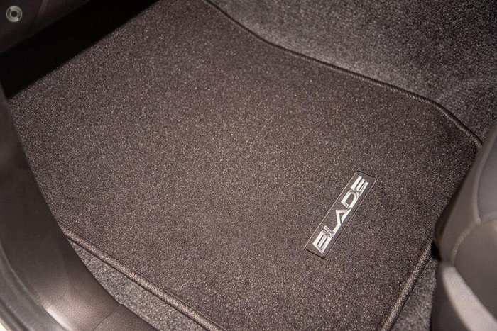 2024 Isuzu D-MAX BLADE