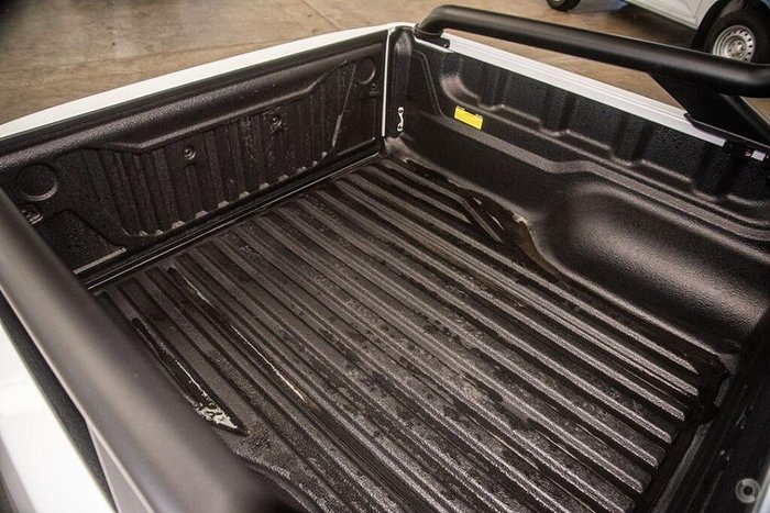 2024 Isuzu D-MAX BLADE