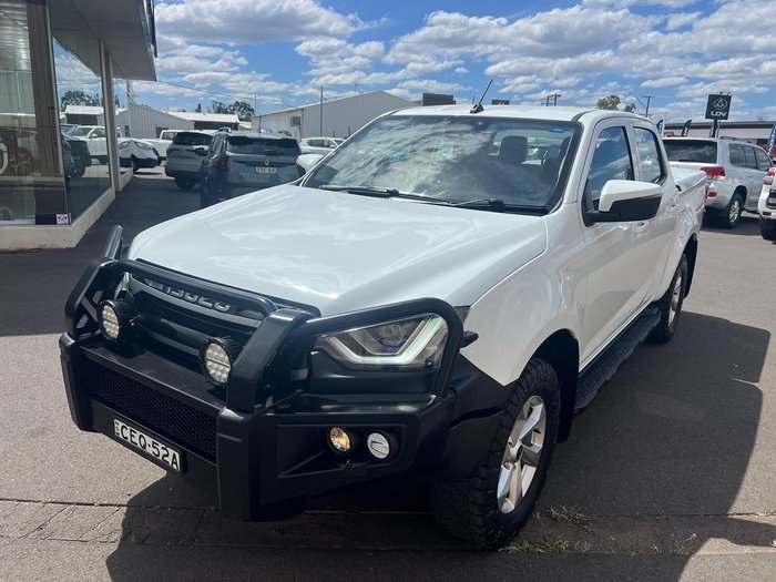 2023 Isuzu D-MAX LS-M