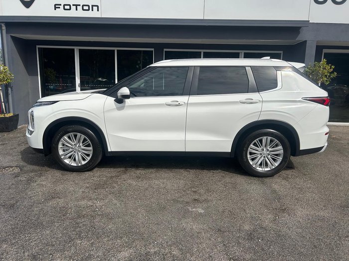2022 Mitsubishi Outlander LS ZM MY22.5 AWD White