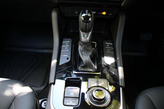 2025 Isuzu MU-X LS-T